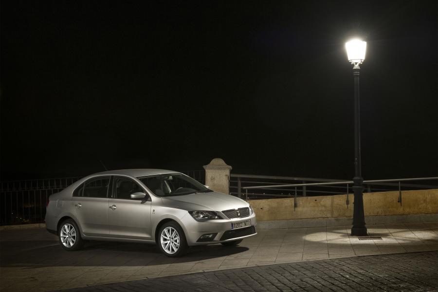  Seat Toledo EcoMotive 2012 года  (фото 17 из 42)